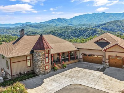706 Nocks Dr