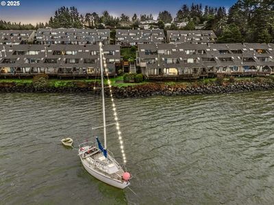 1000 SE Bay Blvd #140