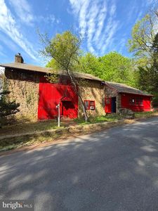 2911 Comfort Rd