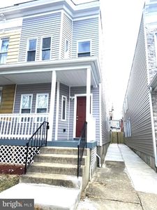 203 S Loudon Ave