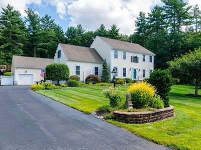 53 Queens Cir