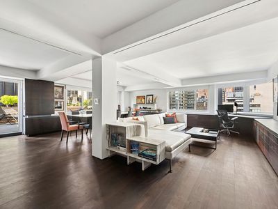 249 E 48th St APT 18A