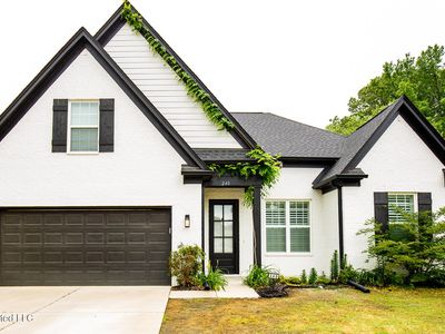 240 Crimsonwood Dr