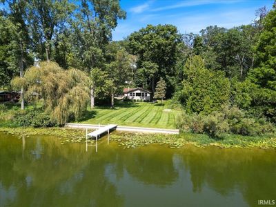 676 S Lakeshore Dr