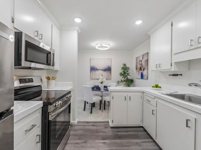 1720 Halford Ave APT 226