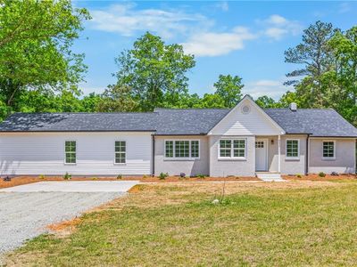 9272 Us Highway 64 W