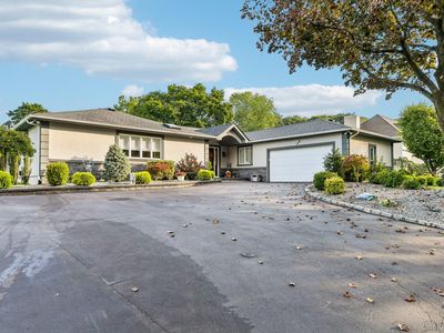 5 Corwin Court