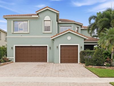 1261 BEACON Circle