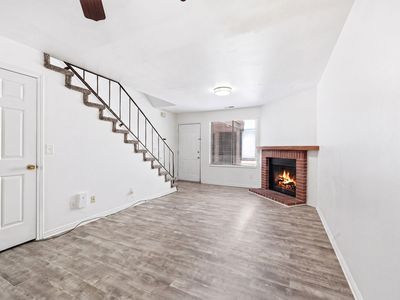 515 N 200 E APT 6