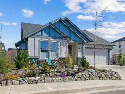 450 NW Cascade Mountain Dr