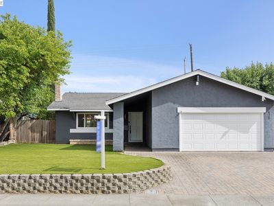 1625 Meadowlark Dr