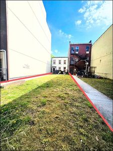 474 Hancock St