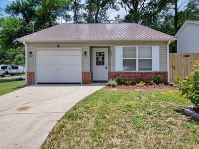 609 E Edney Ave