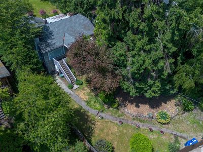 9059 Carkeek Drive S