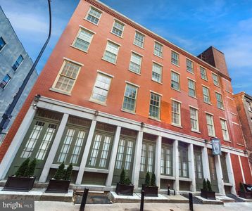 6-10 S Strawberry St #13