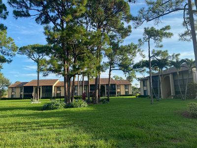 818 Sky Pine Way #E2