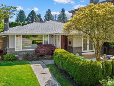 3730 Magnolia Boulevard W