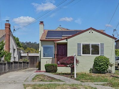 260 Behrens St