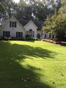 469 Quail Creek Dr NW