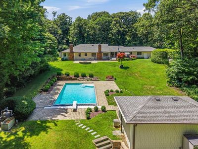 15 Tiber Road
