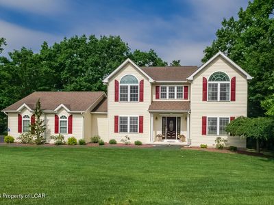 212 Circle Dr