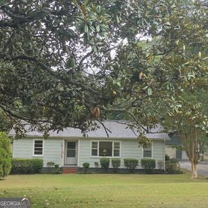 215 Poplar Cir