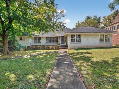 1265 E Rock Springs Rd NE