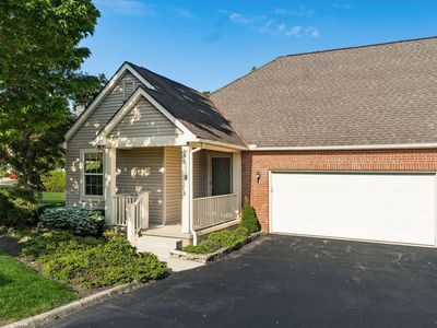 6993 Greensview Village Dr