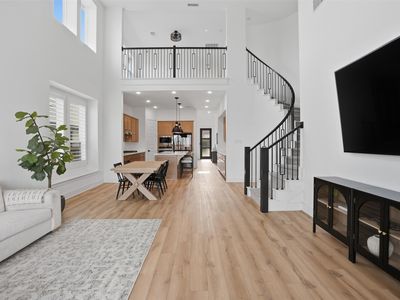 4719 Honeysuckle Ct