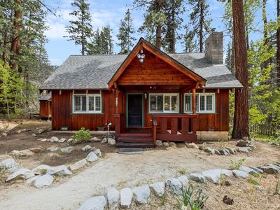 3710 Needle Peak Rd