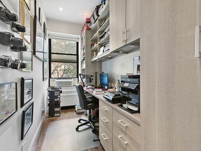 425 W End Ave APT 3A