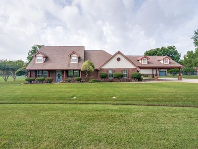 6630 Meadow Ridge Cir
