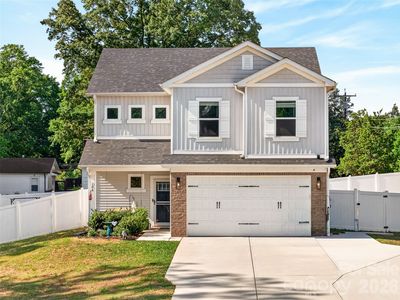 104 Trellis Ln
