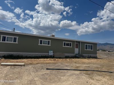 320 E 4th St