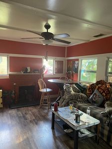 305 Pennsylvania Ave