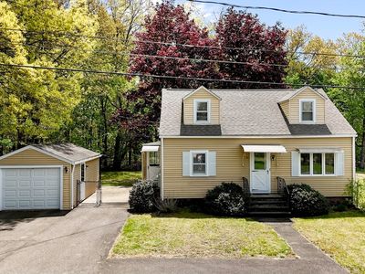 62 Lincoln Ave