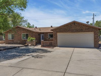 6508 Martin Ct NE