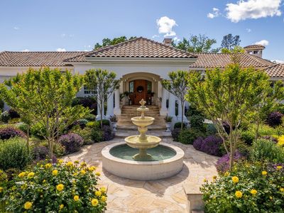 7690 Camino Del Encina Dr