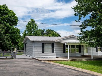 585 Timberwolf Dr