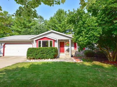 W200N16485 Pine DRIVE