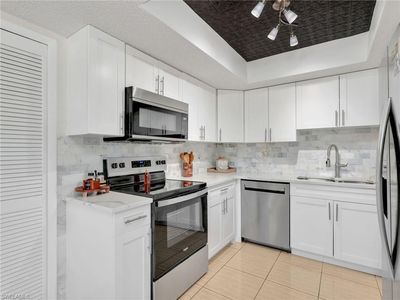 4121 SE 19th AVE #201