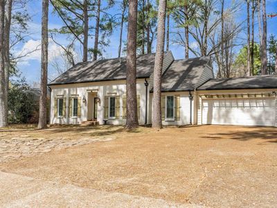 8050 Farmington Blvd