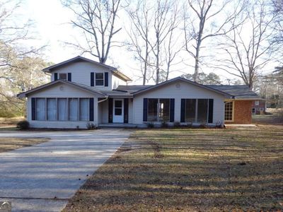 110 Jaybird Ln