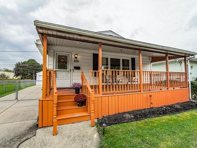 209 Dunlop Ave