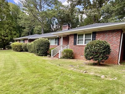 715 Ridgecrest Rd