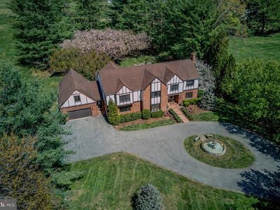 12710 Travilah Rd