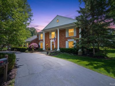 4121 Antique Ln
