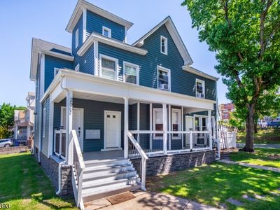 222 William St