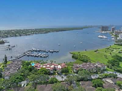 1660 Twelve Oaks Way #101 & 50 Ft. Dock & 30k Lift