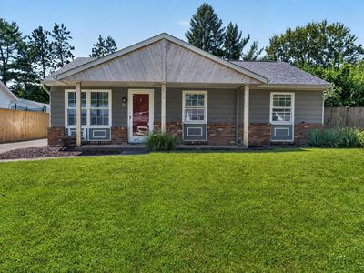 411 Westport Dr